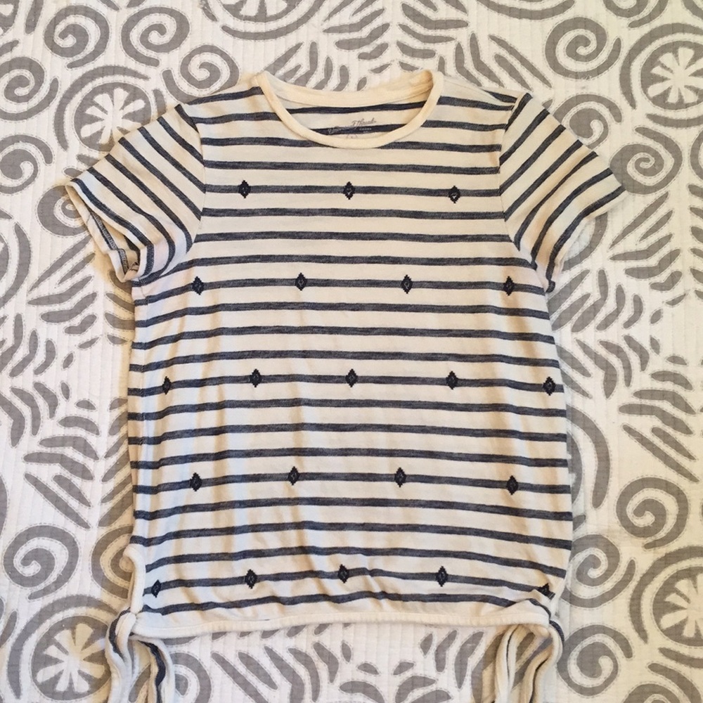 🖤Universal Threads shirt